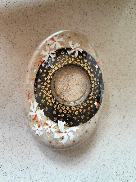 Handcrafted pebble art, banner 4